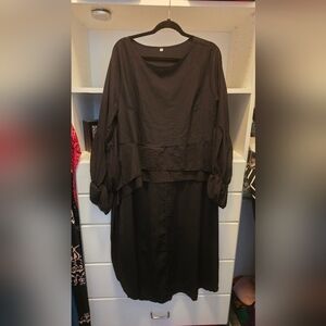 Elegant Black Long-Sleeve Shirt